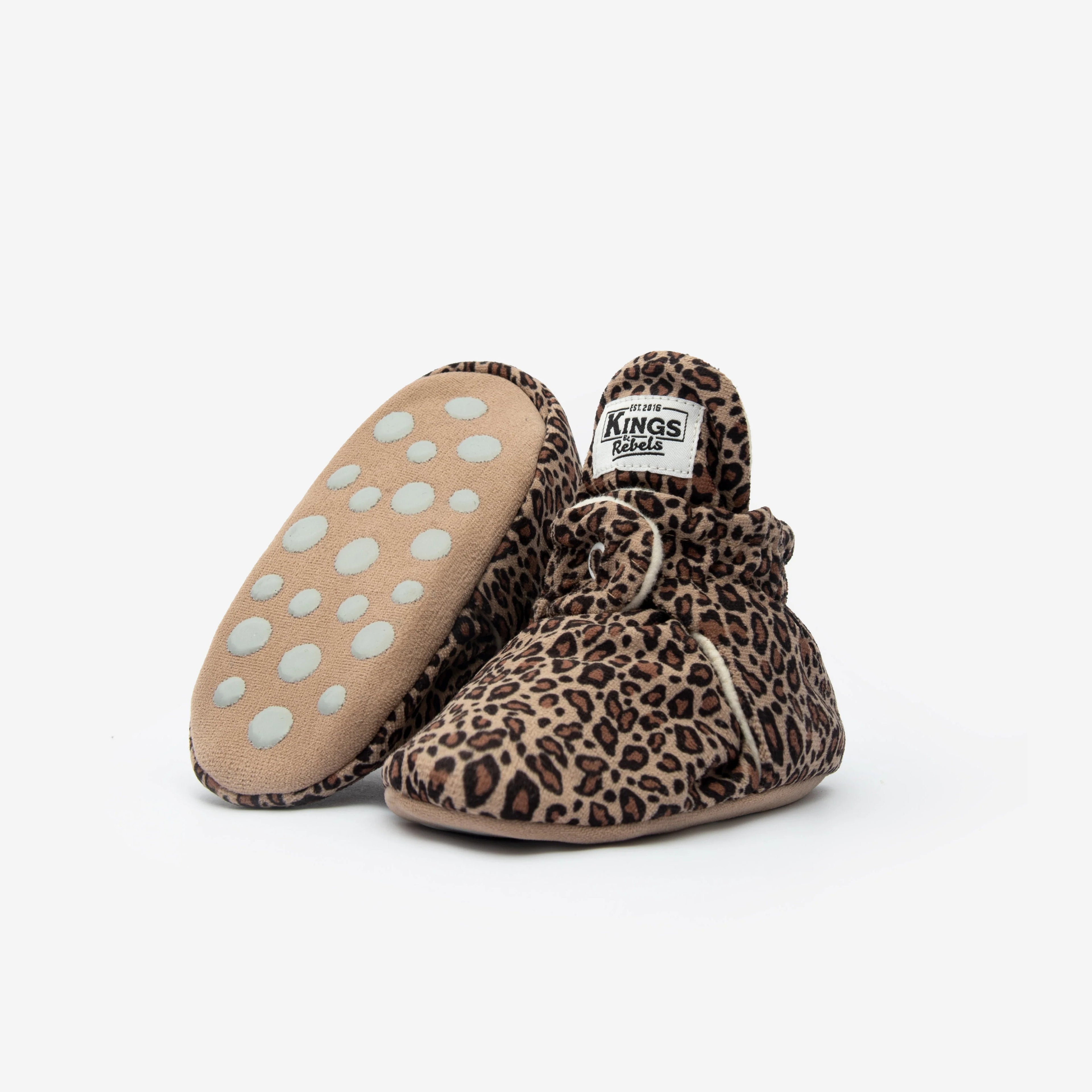 Booties Gamuza Gripper Leo