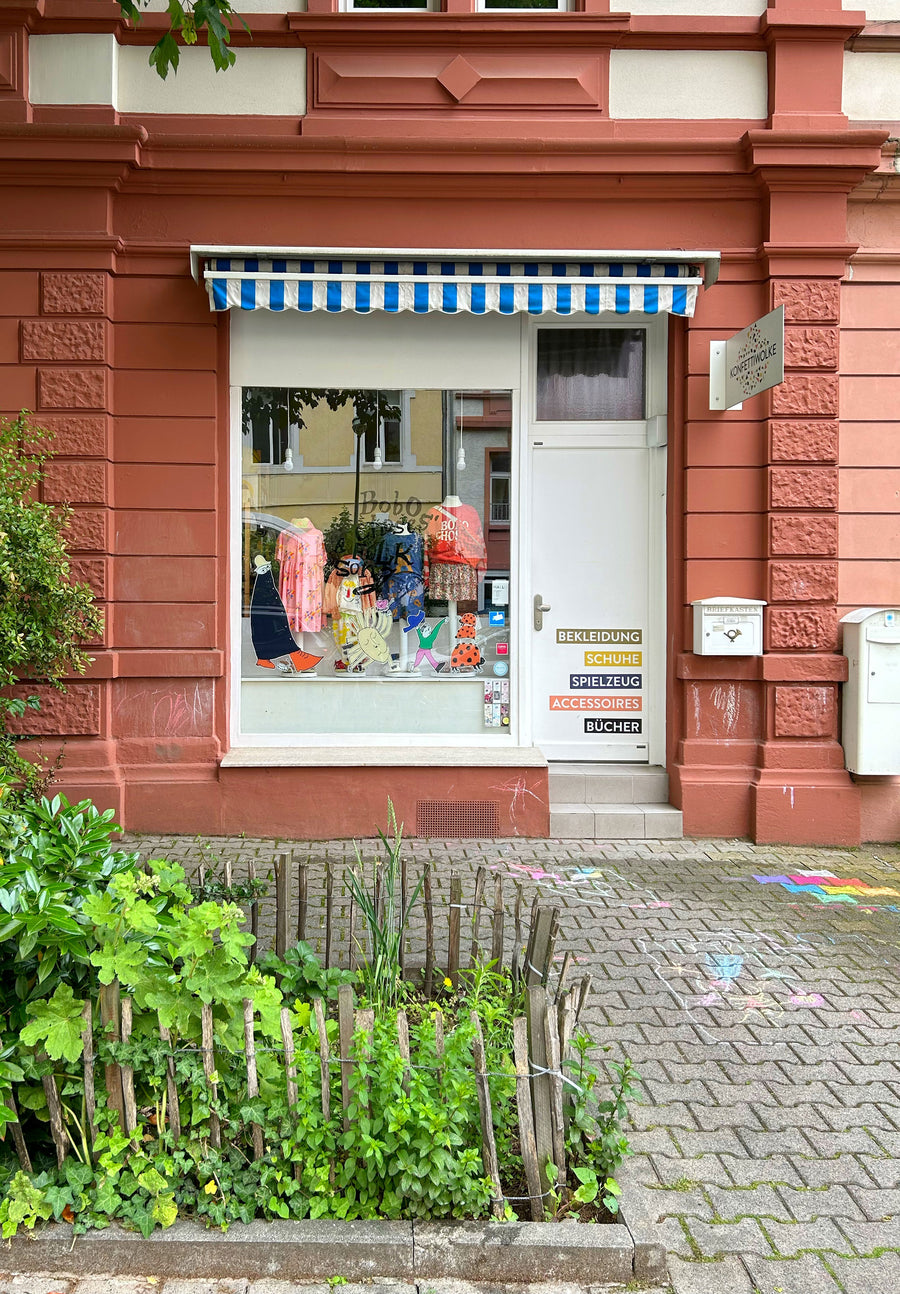 Konfettiwolke Laden im Frankfurter Nordend